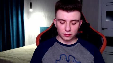 Snapshot of honey_furry chatting on December 2024 10:23:02 PM Wolfy online show from December 2024 10:23:02 PM