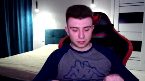 Snapshot of honey_furry chatting on December 2024 01:50:02 AM Wolfy online show from December 2024 01:50:02 AM