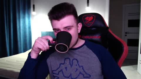 Snapshot of honey_furry chatting on December 2024 05:21:02 PM Wolfy online show from December 2024 05:21:02 PM