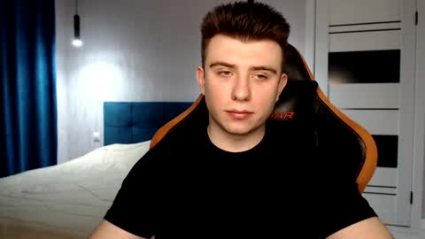 Snapshot of honey_furry chatting on December 2024 05:30:01 PM Wolfy online show from December 2024 05:30:01 PM