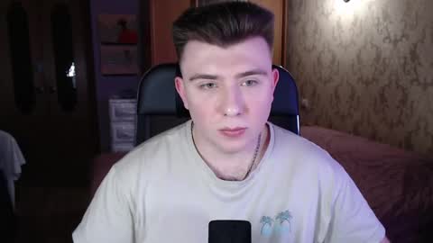 Wolfy online show from April 2026 03:40:02 PM