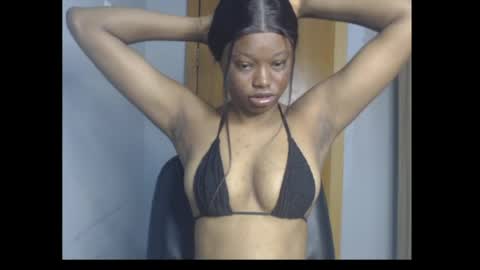 Snapshot of honey_juicydoll chatting on July 2026 07:16:02 AM Sonia online show from July 2026 07:16:02 AM