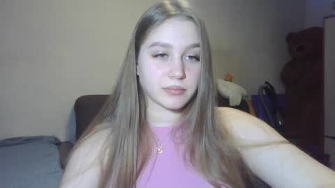 honey_lolaaa online show from October 2025 03:52:01 PM