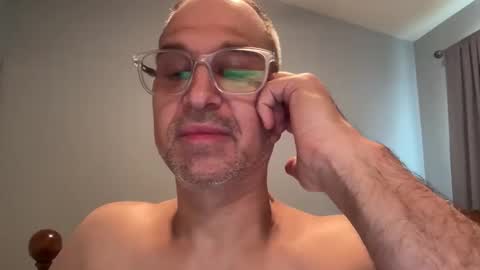 Snapshot of honey_man14 chatting on June 2026 03:33:01 PM honey_man14 online show from June 2026 03:33:01 PM