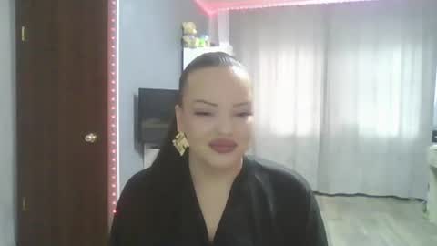 honey_miracle online show from June 2026 07:20:01 PM