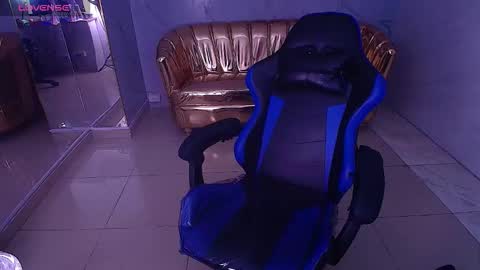 Snapshot of honey_torres_sub chatting on November 2025 02:05:02 PM HONEY online show from November 2025 02:05:02 PM