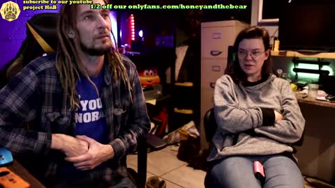 Honey and Bear online show from January 2025 04:47:01 AM