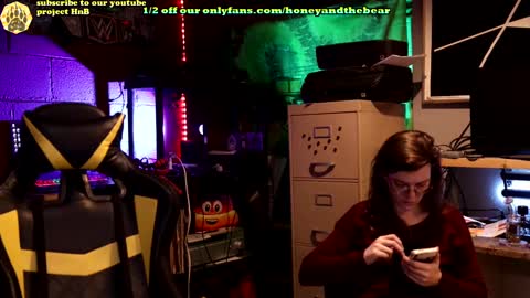 Honey and Bear online show from February 2025 02:59:02 AM