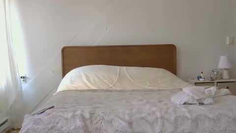 honeybbxx online show from September 2025 07:58:02 PM