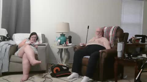 Snapshot of honeybuns344636 chatting on January 2025 10:06:02 PM Honey online show from January 2025 10:06:02 PM