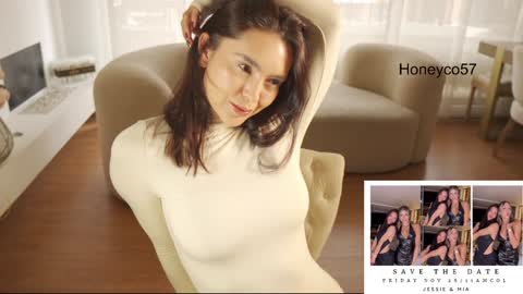 Jessie   online show from November 2025 06:28:01 PM