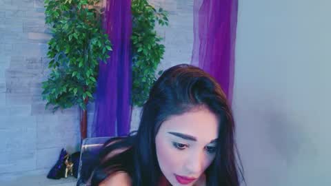 Snapshot of honeydrop_ chatting on June 2026 07:36:01 PM Selena online show from June 2026 07:36:01 PM
