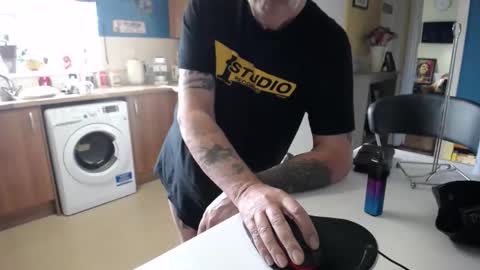 honeymaster290 online show from November 2025 10:21:01 AM