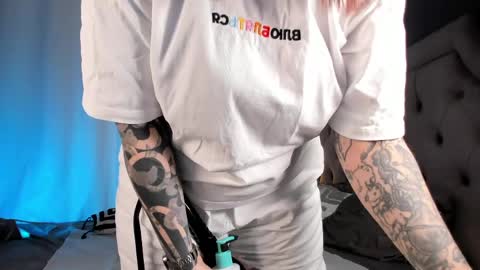 Alexia online show from April 2026 10:40:01 AM