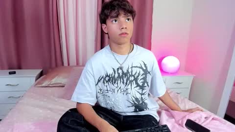 honeymoon_sariel online show from November 2025 08:31:01 PM