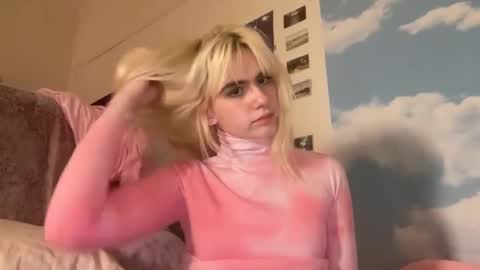 Snapshot of honeyxlimbed chatting on January 2025 07:21:02 AM Emi Rose online show from January 2025 07:21:02 AM