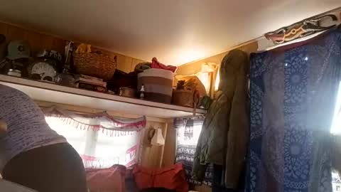 hoodoou online show from March 2026 12:28:01 AM