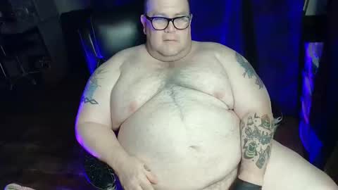 Snapshot of hoosierdaddyxl chatting on September 2025 04:01:01 AM Sir online show from September 2025 04:01:01 AM