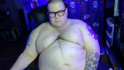 Snapshot of hoosierdaddyxl chatting on October 2025 03:23:02 AM Sir online show from October 2025 03:23:02 AM