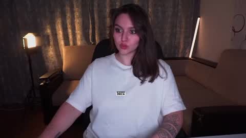 Karina online show from June 2026 03:42:02 PM