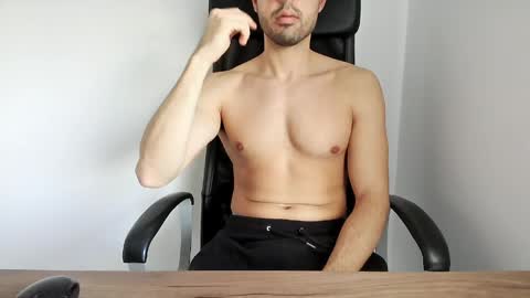 Oliver Saints online show from March 2026 02:08:01 PM