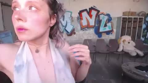 Roxy online show from September 2025 02:38:01 PM