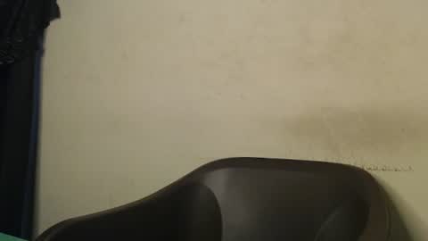 Snapshot of horny4bum chatting on February 2025 01:43:02 PM horny4bum online show from February 2025 01:43:02 PM