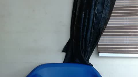 Snapshot of horny4bum chatting on February 2025 07:05:01 PM horny4bum online show from February 2025 07:05:01 PM