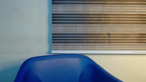 Snapshot of horny4bum chatting on February 2025 07:42:02 AM horny4bum online show from February 2025 07:42:02 AM