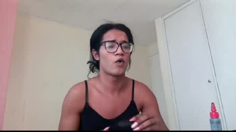 Snapshot of horny_brii chatting on June 2026 07:29:01 PM horny_brii online show from June 2026 07:29:01 PM