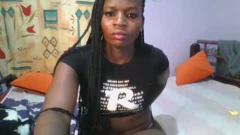 phanice online show from February 2025 08:11:02 PM