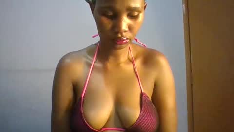 phanice online show from February 2026 10:17:01 PM