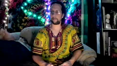 Snapshot of horny_hippie420 chatting on December 2024 07:06:02 AM Horny Rockstar420 online show from December 2024 07:06:02 AM