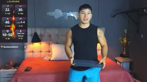 horny_nick18 online show from October 2025 09:20:01 AM