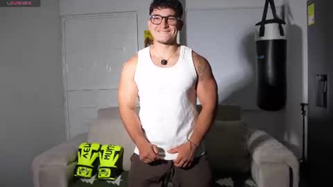 Snapshot of horny_nick18 chatting on July 2026 12:23:01 PM horny_nick18 online show from July 2026 12:23:01 PM