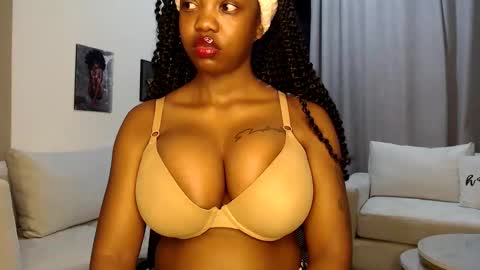 Snapshot of horny_princcess chatting on October 2025 12:47:02 AM horny_princcess online show from October 2025 12:47:02 AM