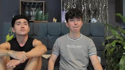 Snapshot of horny_twinks_guys chatting on March 2025 12:50:02 AM Alex and Camilo online show from March 2025 12:50:02 AM