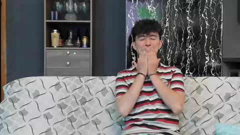 Snapshot of horny_twinks_guys chatting on March 2025 10:09:02 PM Alex and Camilo online show from March 2025 10:09:02 PM