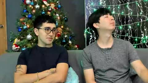 Snapshot of horny_twinks_guys chatting on December 2025 03:07:01 PM Alex and Camilo online show from December 2025 03:07:01 PM