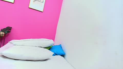 Khloe  online show from January 2025 03:34:01 PM