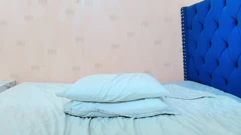 Khloe  online show from March 2025 03:48:01 PM