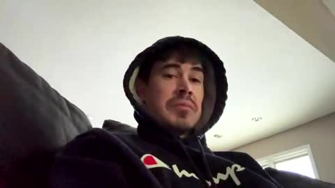 Snapshot of hornyboi2710 chatting on January 2025 11:00:01 PM Justin 7 inches online show from January 2025 11:00:01 PM