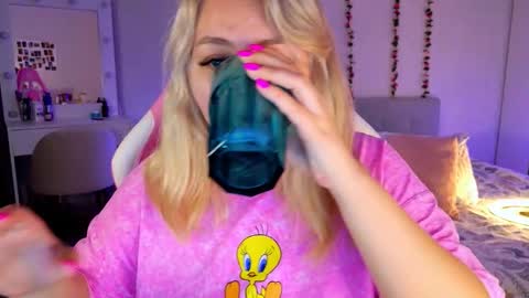 Snapshot of hornycakee chatting on November 2025 02:16:01 PM HornyCakee online show from November 2025 02:16:01 PM