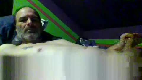 Snapshot of hornycountryman1972 chatting on October 2025 06:11:02 AM hornycountryman online show from October 2025 06:11:02 AM