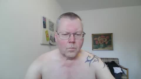 Snapshot of hornydick874303 chatting on January 2026 11:01:01 AM Meikelmeier online show from January 2026 11:01:01 AM