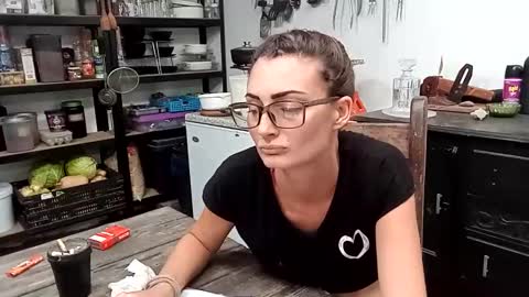 Snapshot of hornyhippies0080 chatting on November 2025 03:55:01 PM Nix D online show from November 2025 03:55:01 PM