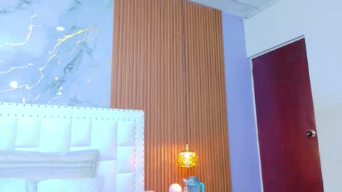 Natasha  online show from October 2025 01:07:02 PM