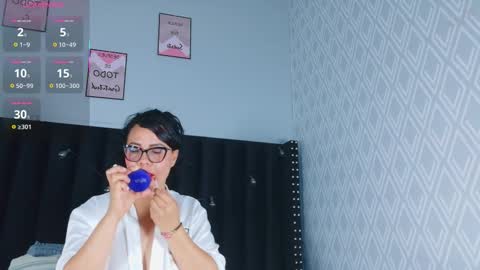 Natasha  online show from January 2026 04:12:01 PM