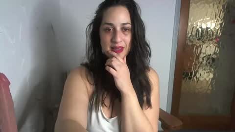 Snapshot of hornywifebbw chatting on February 2025 03:21:02 AM Mary Coelho online show from February 2025 03:21:02 AM