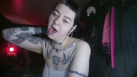 Snapshot of horror_circus chatting on December 2024 02:52:02 AM Messalina Horror online show from December 2024 02:52:02 AM